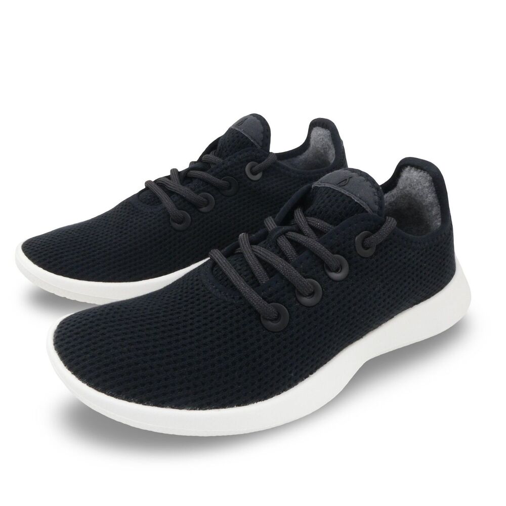 All Birds Women's US 7 Wool Runner Sneaker Black Lightweight & Breathable Knit